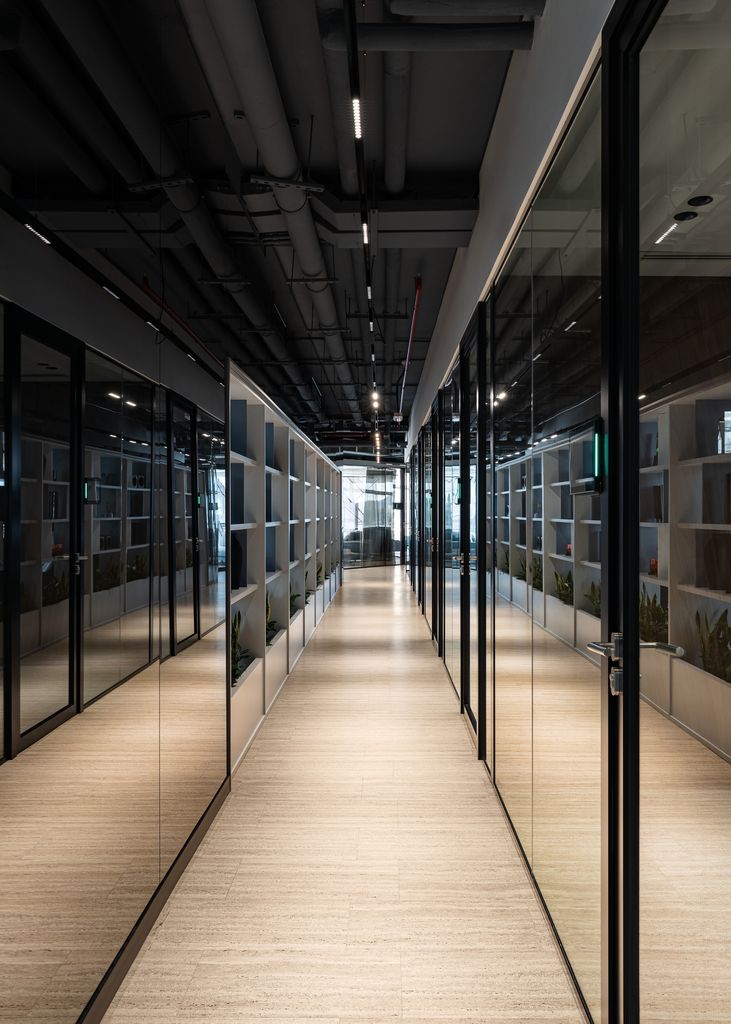 METROPOLITAN GUARDIAN TOWERS OFFICE